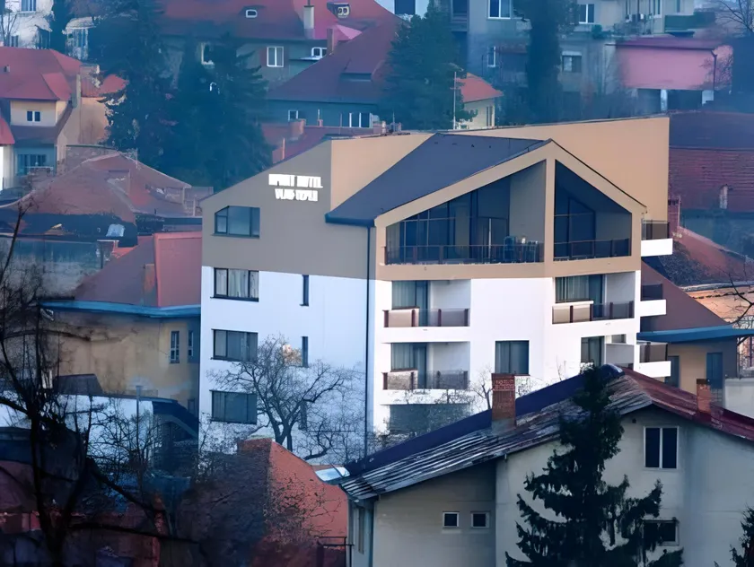 Apart Hotel Vlad Tepes - Image 1