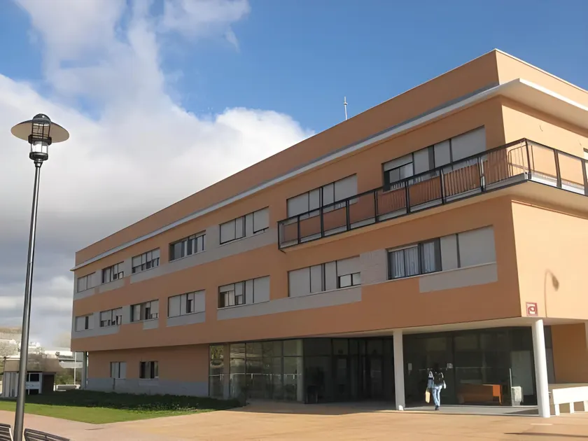 Micampus Logroño Student Residence - Image 1