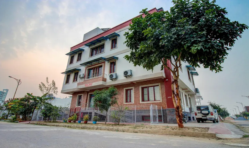 Treebo Trend Awadh Villa - Image 1