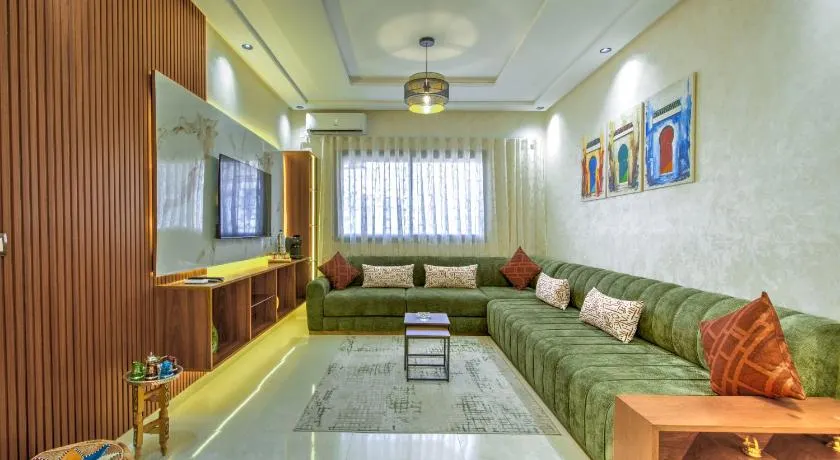 Spacious Apartment Fès City Center & Train Station kar1 - Image 1