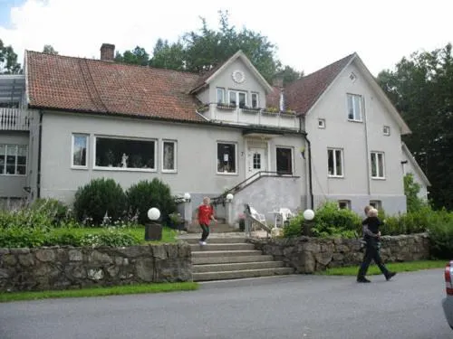 Möllegården Bed & Breakfast - Image 1