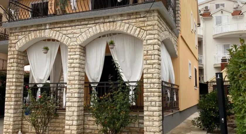 Srima Angel´s Apartments - Image 1