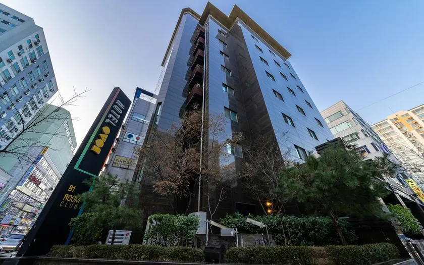 Ever Tourist Hotel - Image 1