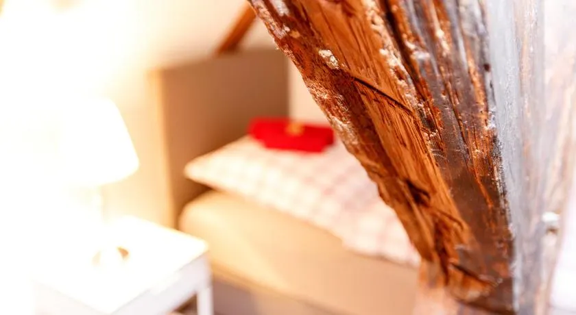 Pension Altes Burghotel - Image 1