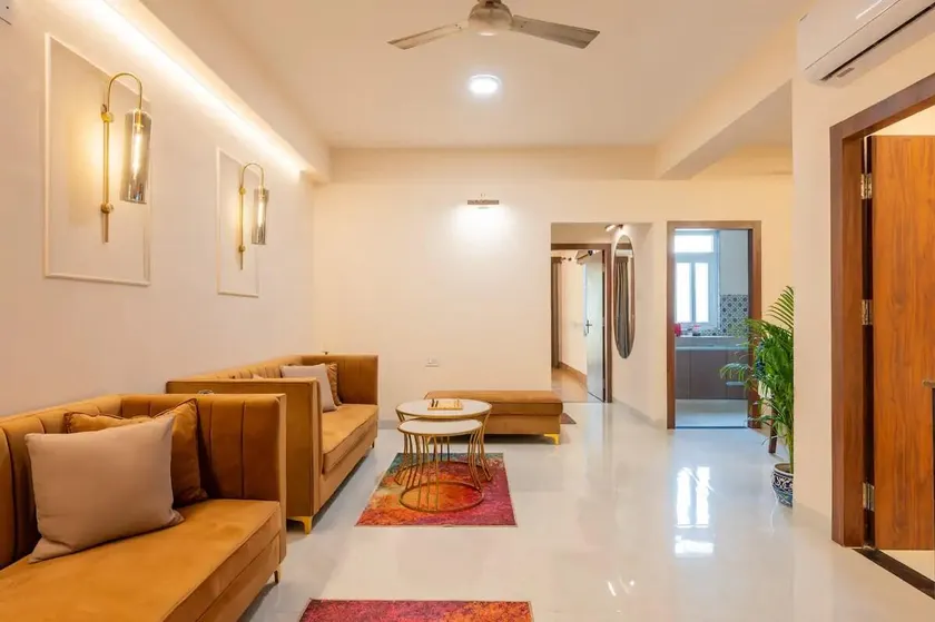 10 Mins to Vishwanath Temple 8Bhk Host upto 20 - Image 1