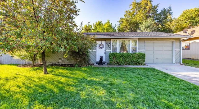 Cozy Boise Gem: Private Yard, Game Room & Workspace  - Image 1