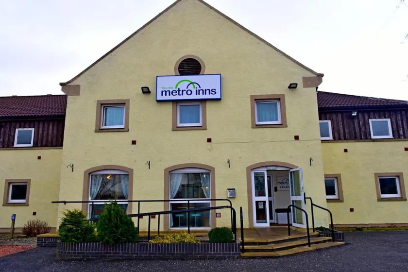 Metro Inns Falkirk - Image 1
