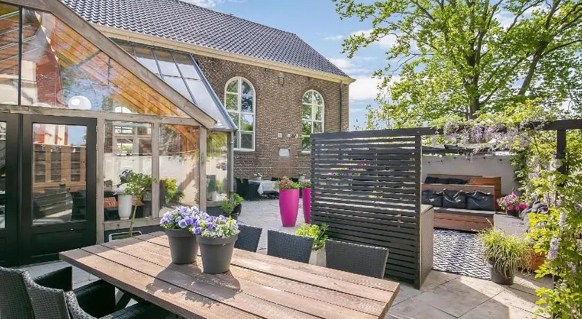 B&B Unieck - Image 1