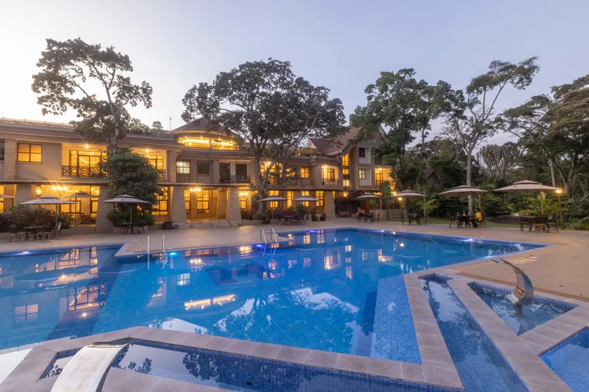 Hermosa Garden Hotel - Image 1