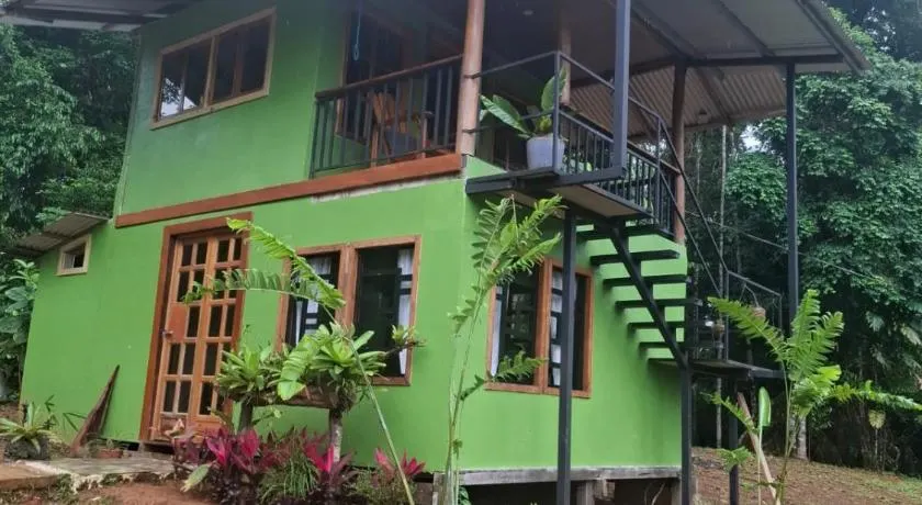 Casita Manakin - Image 1