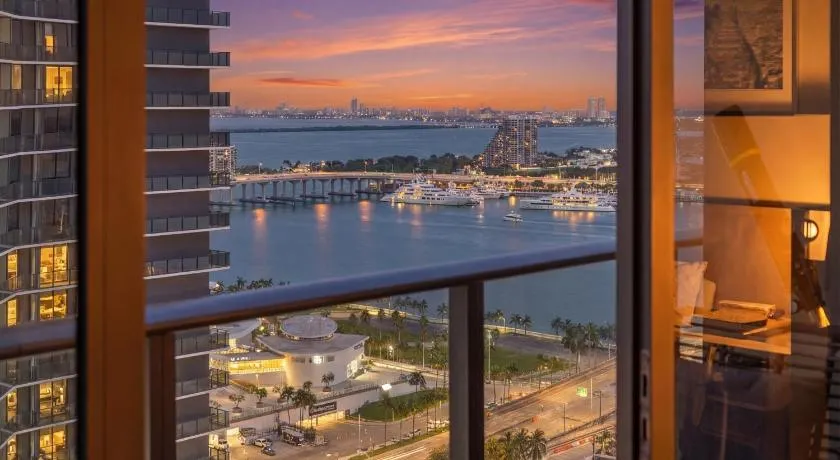 Brickell Bay View - Image 1