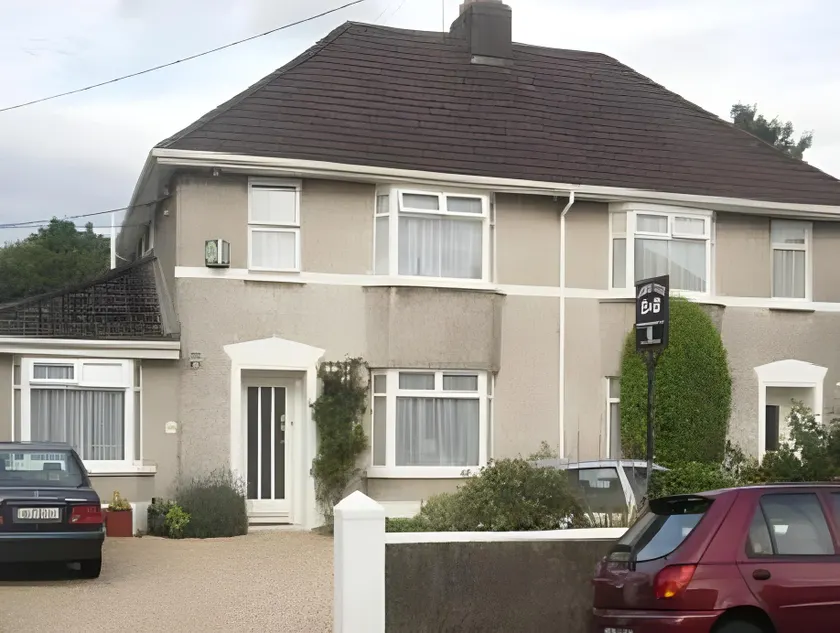 Blackrock Carole Ville Guesthouse - Image 1