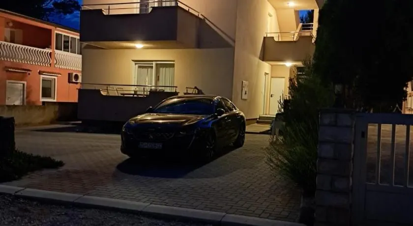 Apartmani Vukadin - Image 1