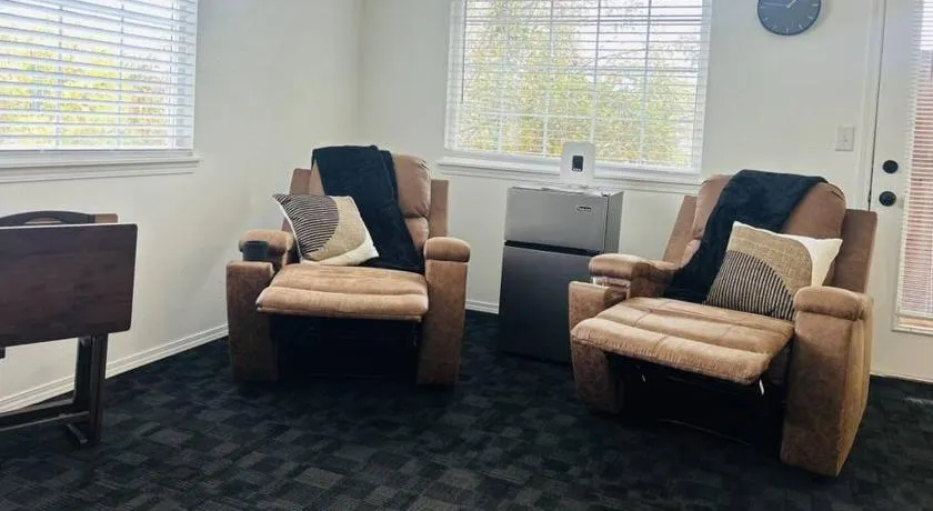 Chandlers Recliner Retreat - Image 1