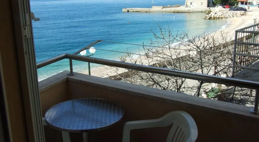 Apartmani ''Srečko'' Drašnice - Image 1