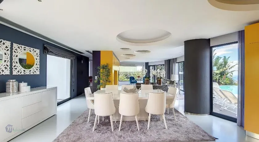 Merveilleuse maison avec jardin, barbecue et piscine privée - Image 1