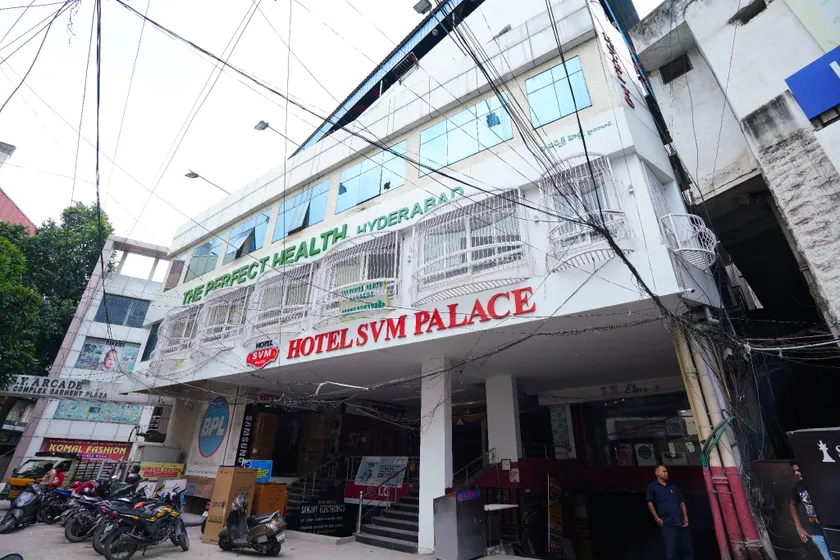 SVM PALACE - Image 1