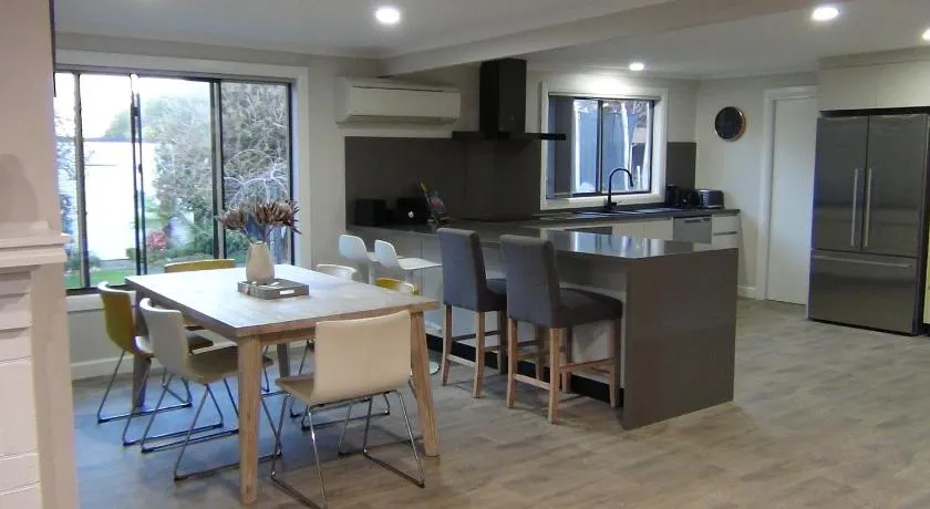 East Coast Hideaway Beach Retreat - Image 1
