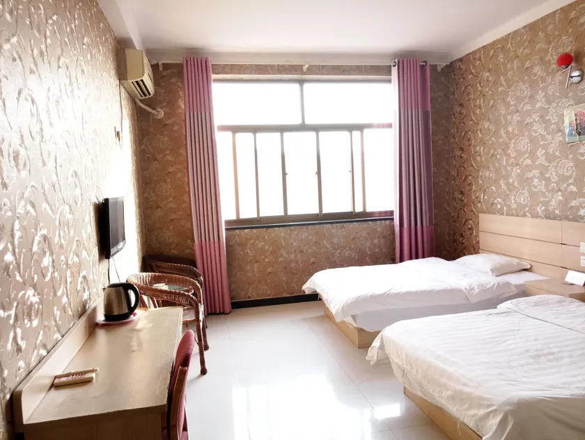 Mulan Hotel - Image 1