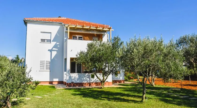 Apartments Mirela - Image 1