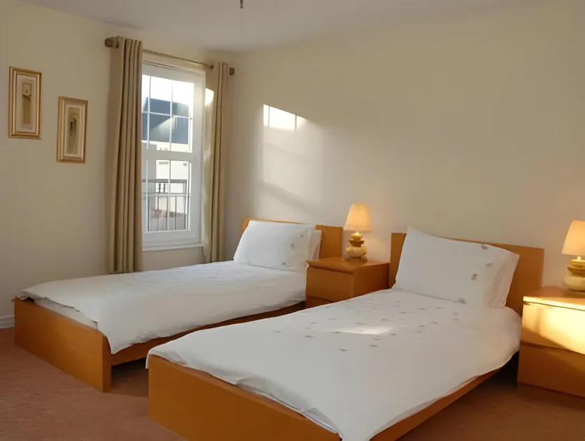 Edinburgh Pearl Apartments - Haymarket Residence - Image 1