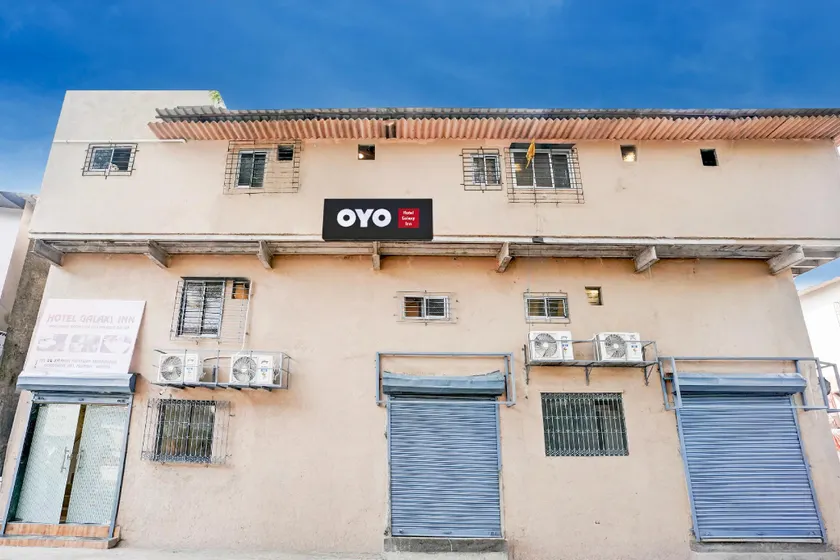 Hotel O Metro Galaxy inn - Image 1