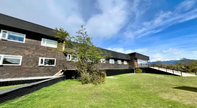 Geikie Lodge - Image 1