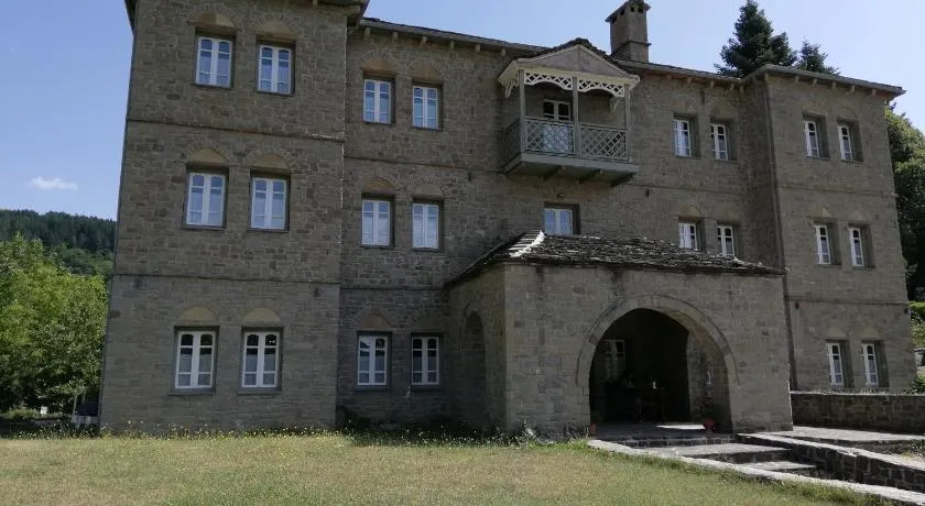 Hotel Petrotechno - Image 1