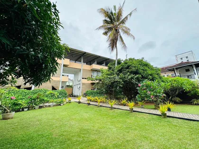 Sunrise Palace Negombo - Image 1