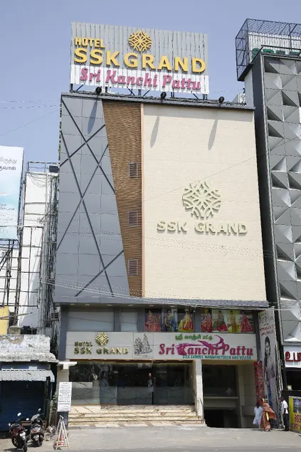 Hotel SSK Grand - Kanchipuram - Image 1