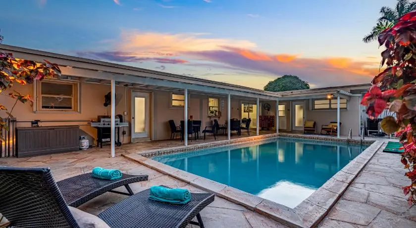 World Cup Luxury Base - 4 Miles to Hard Rock Stadium with Private Pool & Parking - Image 1