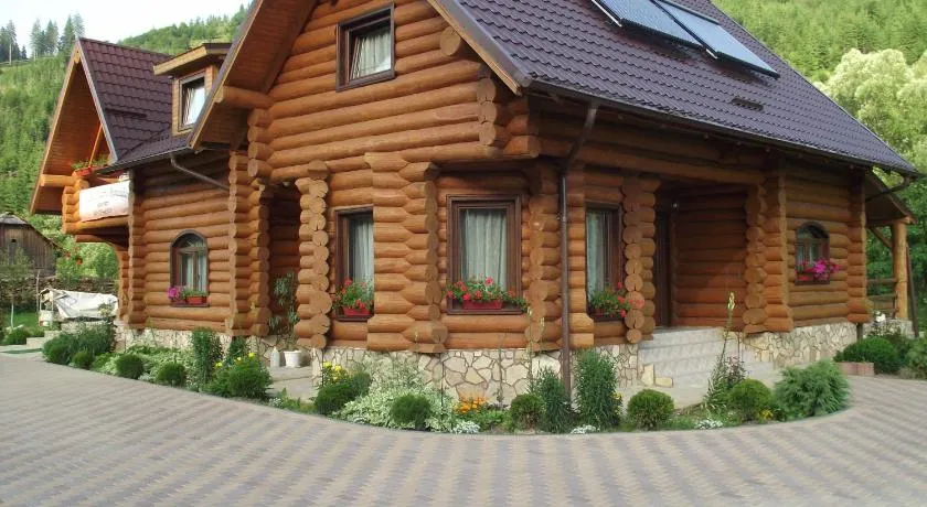 Cabana Piatra Runcului - Image 1