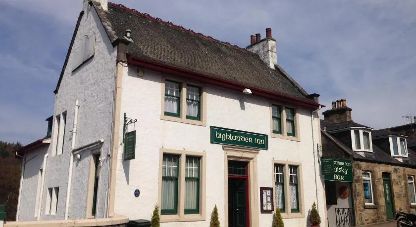 Highlander Inn - Image 1