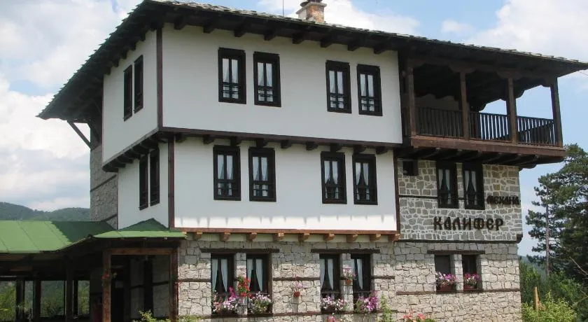 Family Hotel Kalifer - Image 1