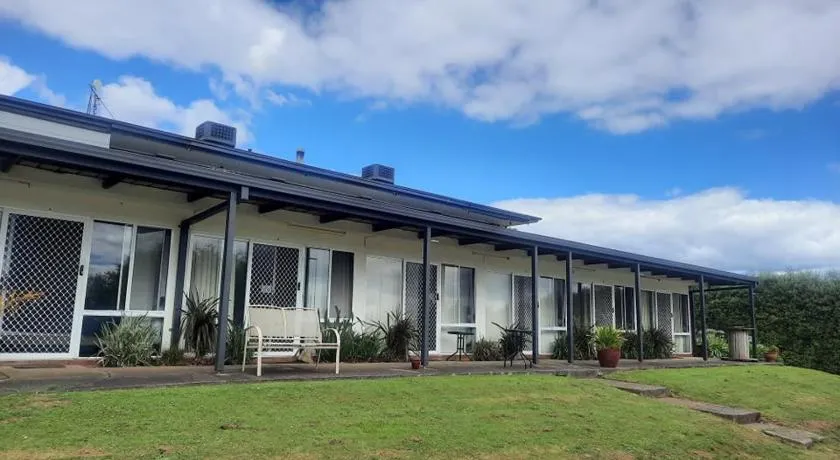 Neerim South Hotel - Image 1