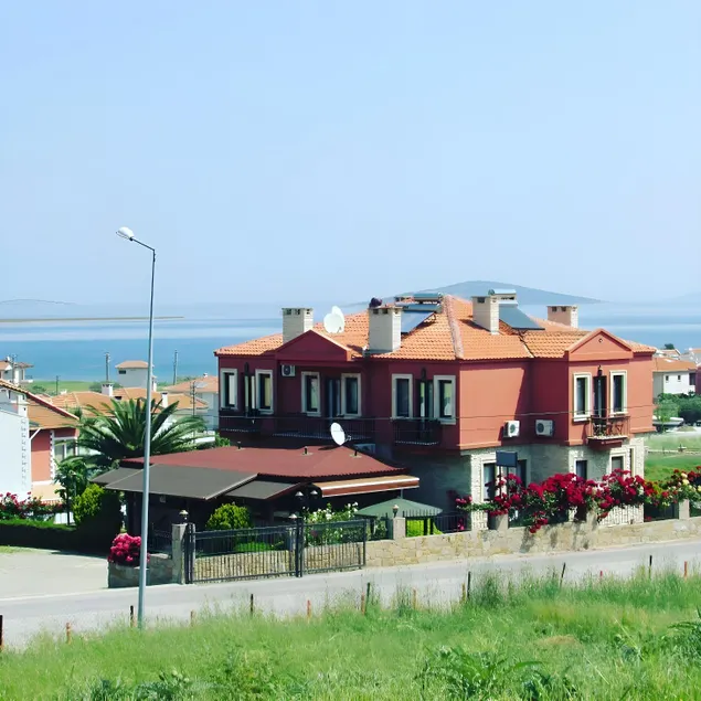 Alya Otel - Image 1