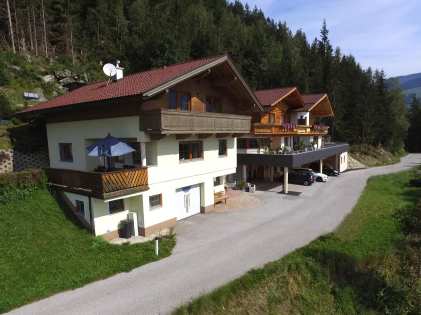 Newly furnished holiday home - Image 1
