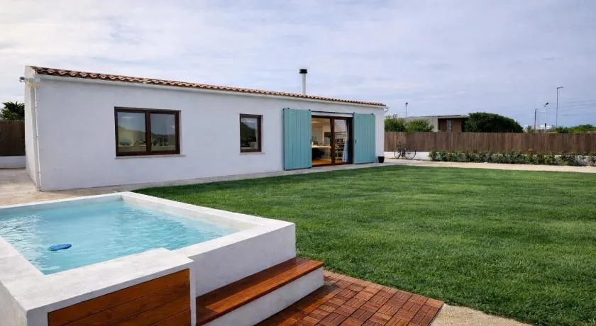 Villa Salinas Beach Home - Image 1