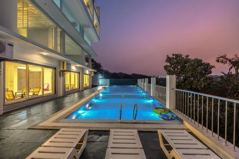 Alaya Stays Midpoint UMA Pet-Friendly Suites - Image 1