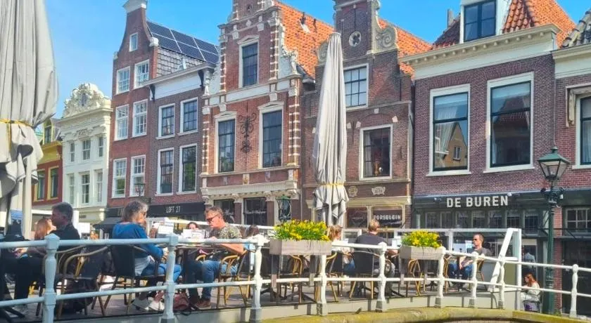 Slapen bij De Buren - Image 1