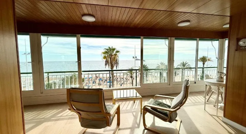 PRINCIPADO front the BEACH - Image 1