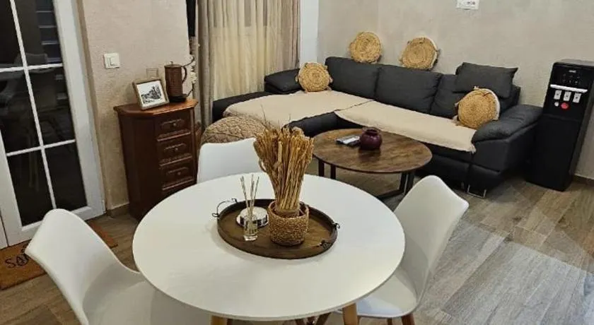 LU House - Image 1