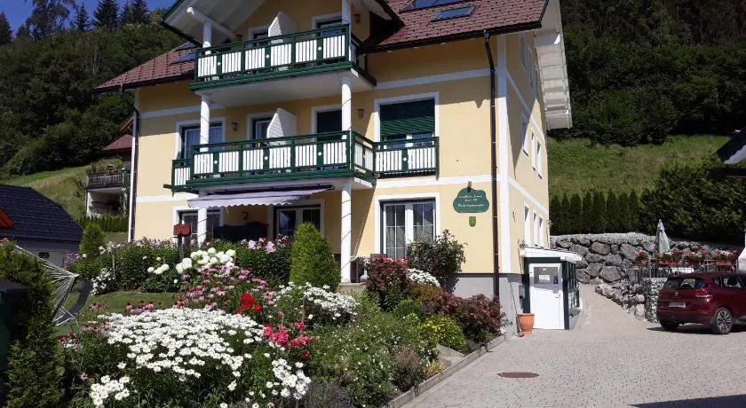 LANDHAUS JASMIN ausgezeichnet mit 4 Kristallen - FW Zinkenblick - Image 1
