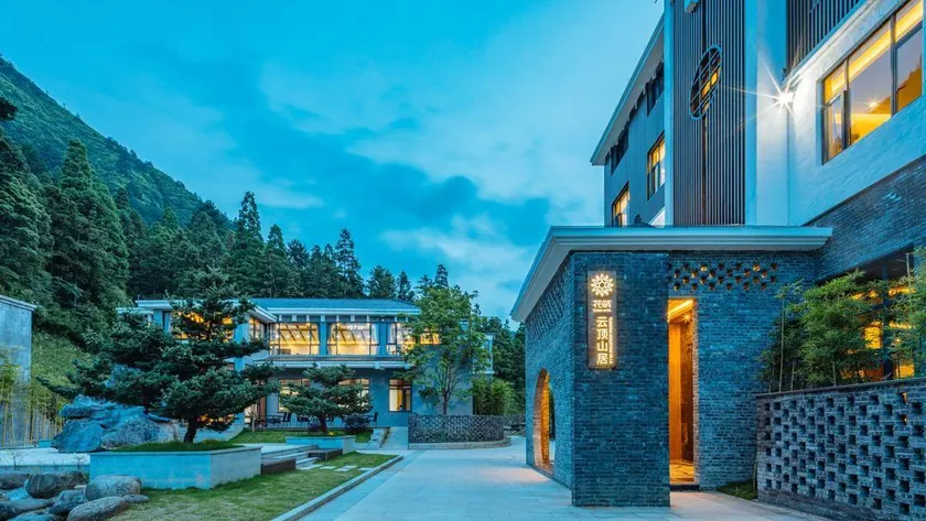 Longquan Fengyu Villa - Image 1