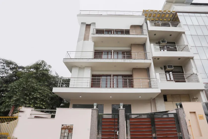 Capital O Sapphire Near Iskcon Temple Noida - Image 1