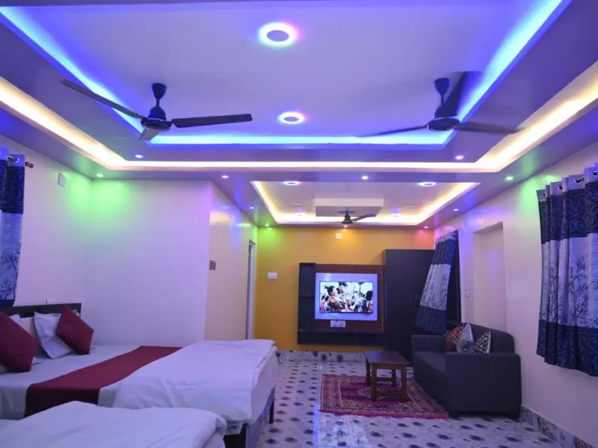 Sai padma guest house - Image 1