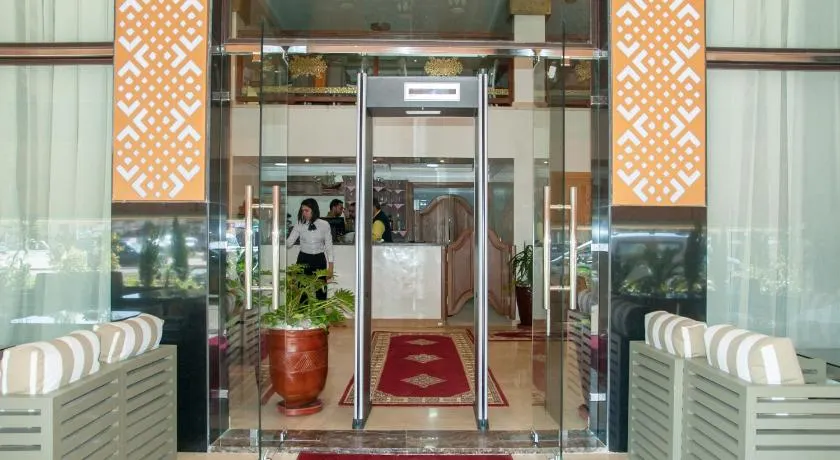 Sania Hotel - Image 1