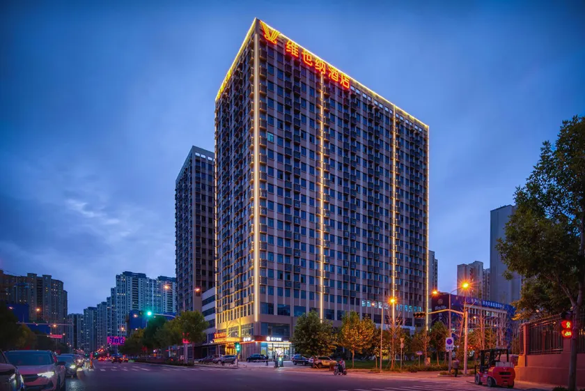 Hotel Vienna (5.0 Mount Hua Resort) - Image 1