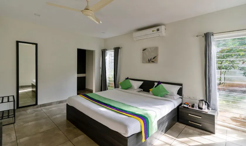 Treebo Midvalley Residence - Image 1