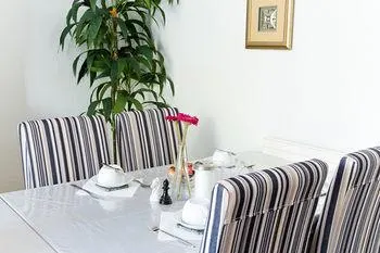 Fenners Hotel - Image 1